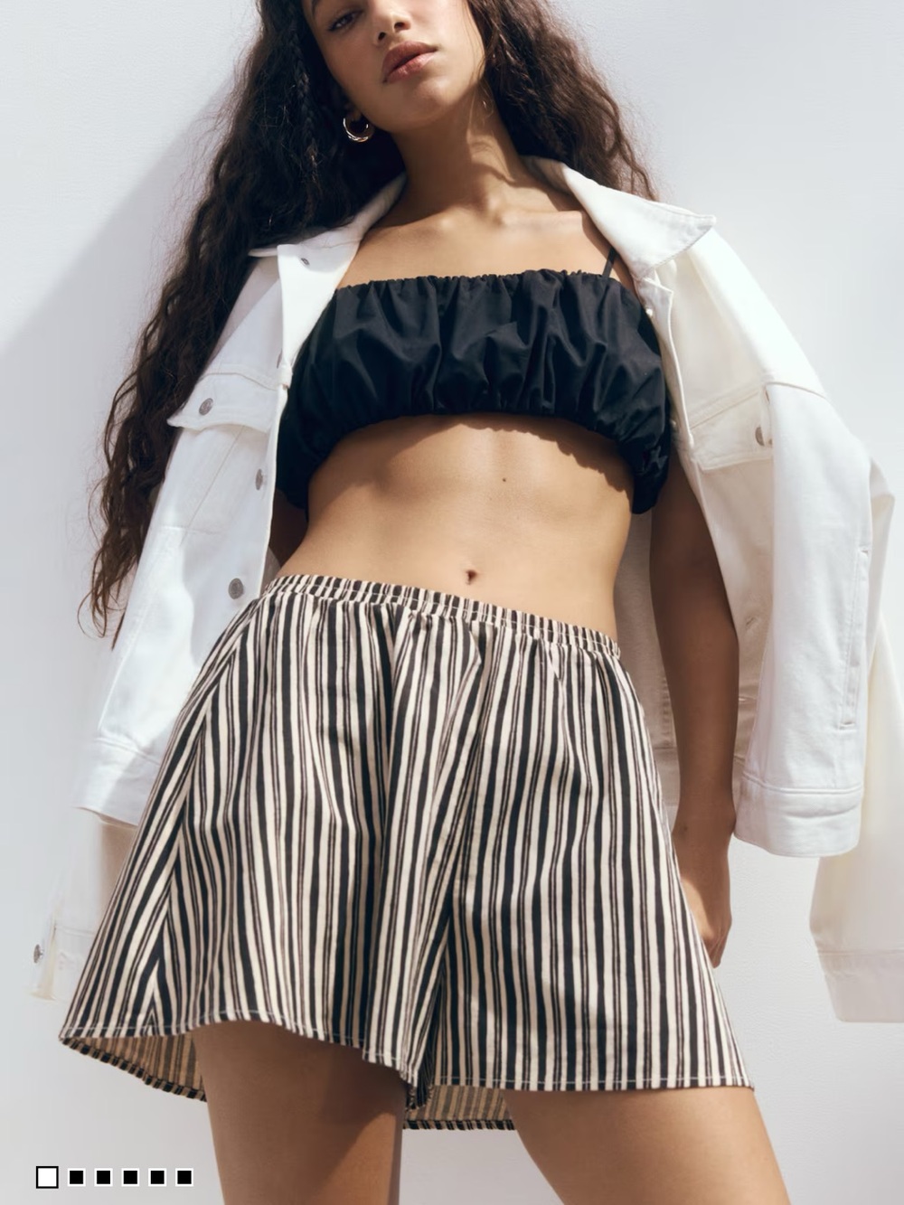 H&M High Waist Striped Relaxed Shorts - Black & Cream